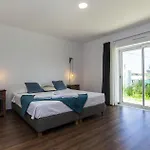 D13 - Eiras Velhas House In Villa