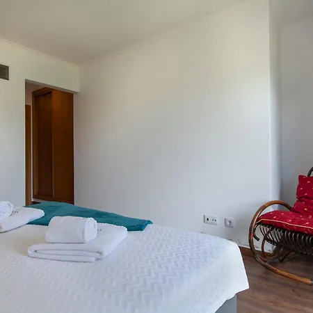 Villa D13 - Eiras Velhas House In