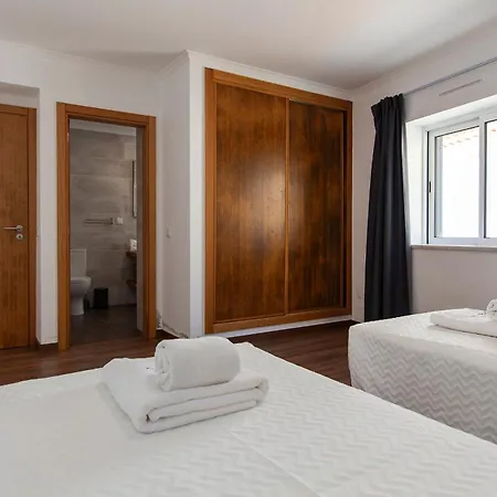 D13 - Eiras Velhas House In Almádena