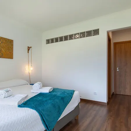 Villa D13 - Eiras Velhas House In Almádena