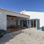 D13 - Eiras Velhas House In