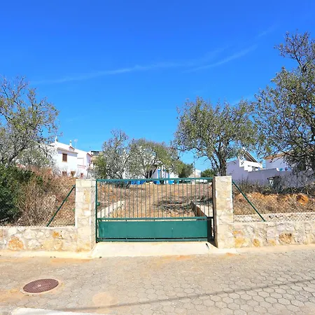 Villa D13 - Eiras Velhas House In *