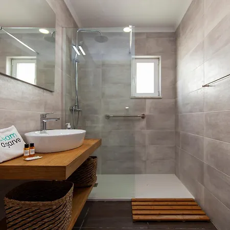 Villa D13 - Eiras Velhas House In