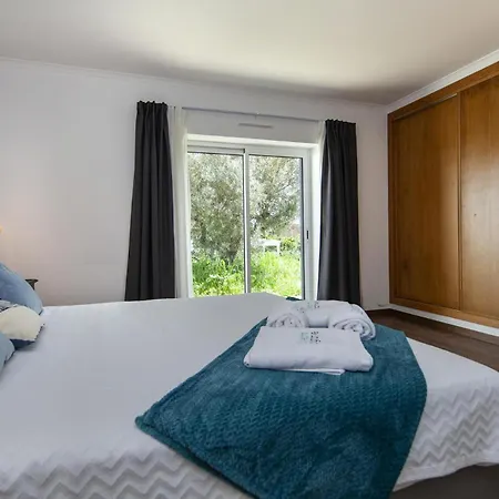 D13 - Eiras Velhas House In Almádena