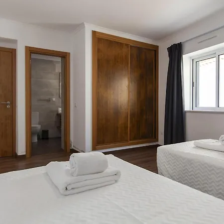 D13 - Eiras Velhas House In Villa