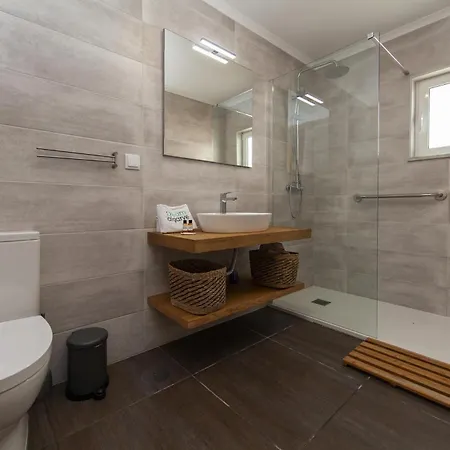 D13 - Eiras Velhas House In Villa Almádena